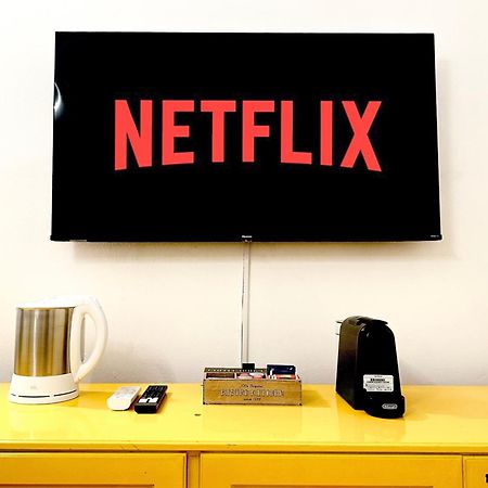 Isola - Garibaldi Lovely Apt. With Netflix And Wifi Милано Екстериор снимка