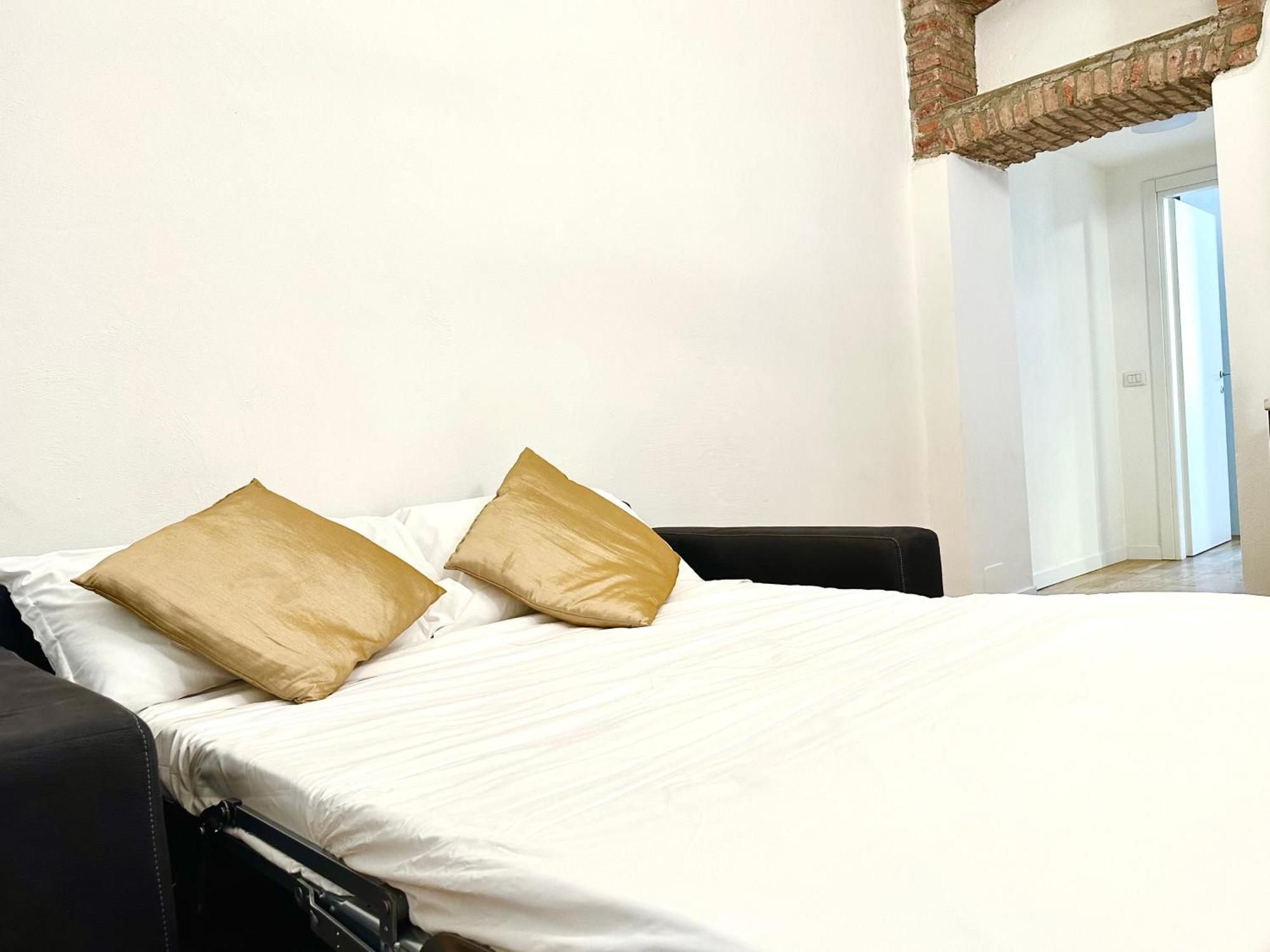 Isola - Garibaldi Lovely Apt. With Netflix And Wifi Милано Екстериор снимка